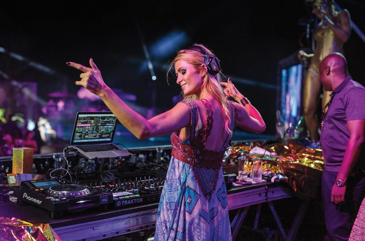 Paris Hilton A Dj, Musician, Purple, Concert, Entertainment