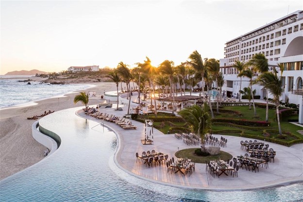https://ezzin.com/wp-content/uploads/2025/01/hotels11.jpg