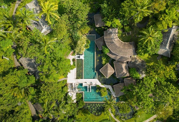 https://ezzin.com/wp-content/uploads/2025/01/hotels3.jpg