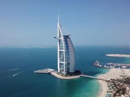 https://ezzin.com/wp-content/uploads/2025/01/hotels1.jpg