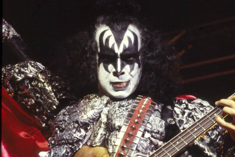 Kiss File Photos