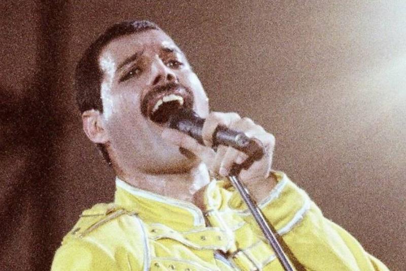 Photo of Freddie MERCURY and QUEEN