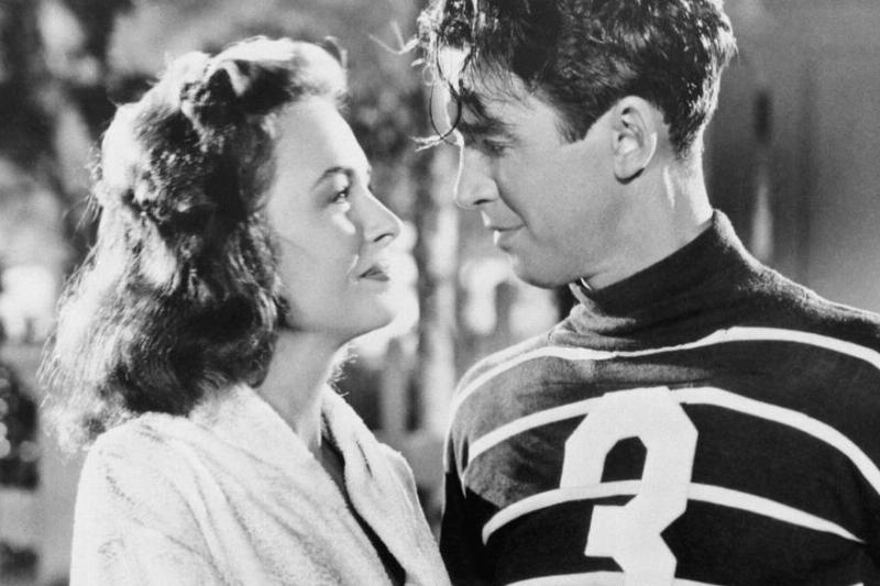 Donna Reed and James Stewart in It's a Wonderful Life