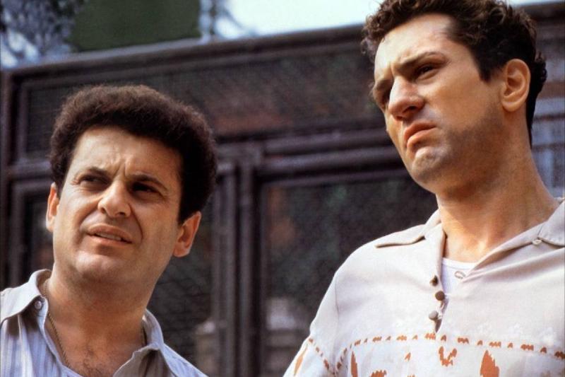 joe-pesci-and-robert-de-niro-in-raging-bull Joe Pesci and Robert De Niro in Raging Bull